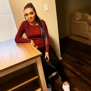 Meet your Posher, Marianna